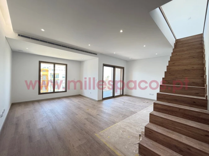 Apartamento T4 para Venda em Montijo e Afonsoeiro Foto 60