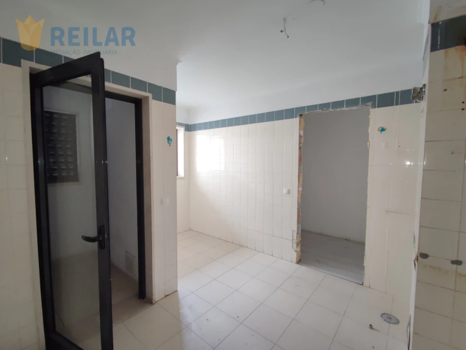 Apartamento T2 para Venda em Santa Clara Foto 2