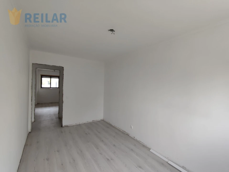 Apartamento T2 para Venda em Santa Clara Foto 15