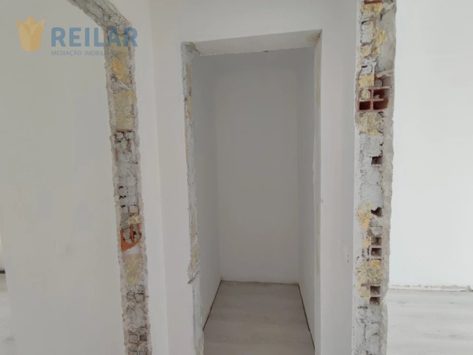 Apartamento T2 para Venda em Santa Clara Foto 17