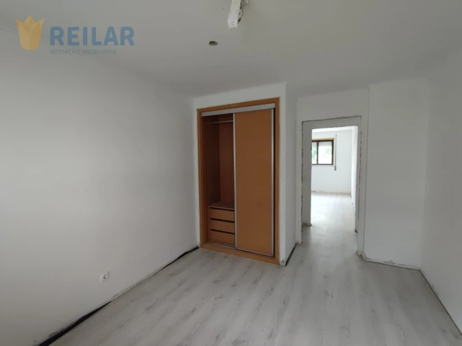 Apartamento T2 para Venda em Santa Clara Foto 4