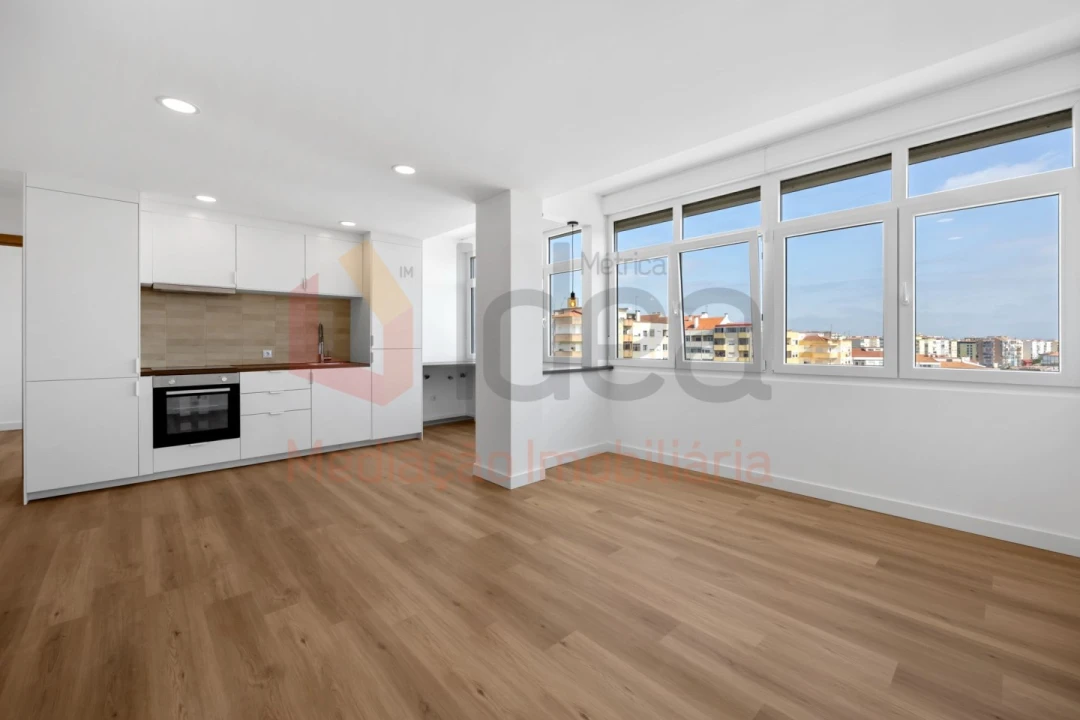 Apartamento T1 para Venda em Amora Foto 1