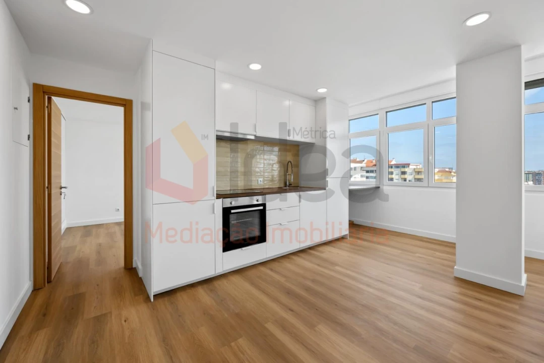 Apartamento T1 para Venda em Amora Foto 3
