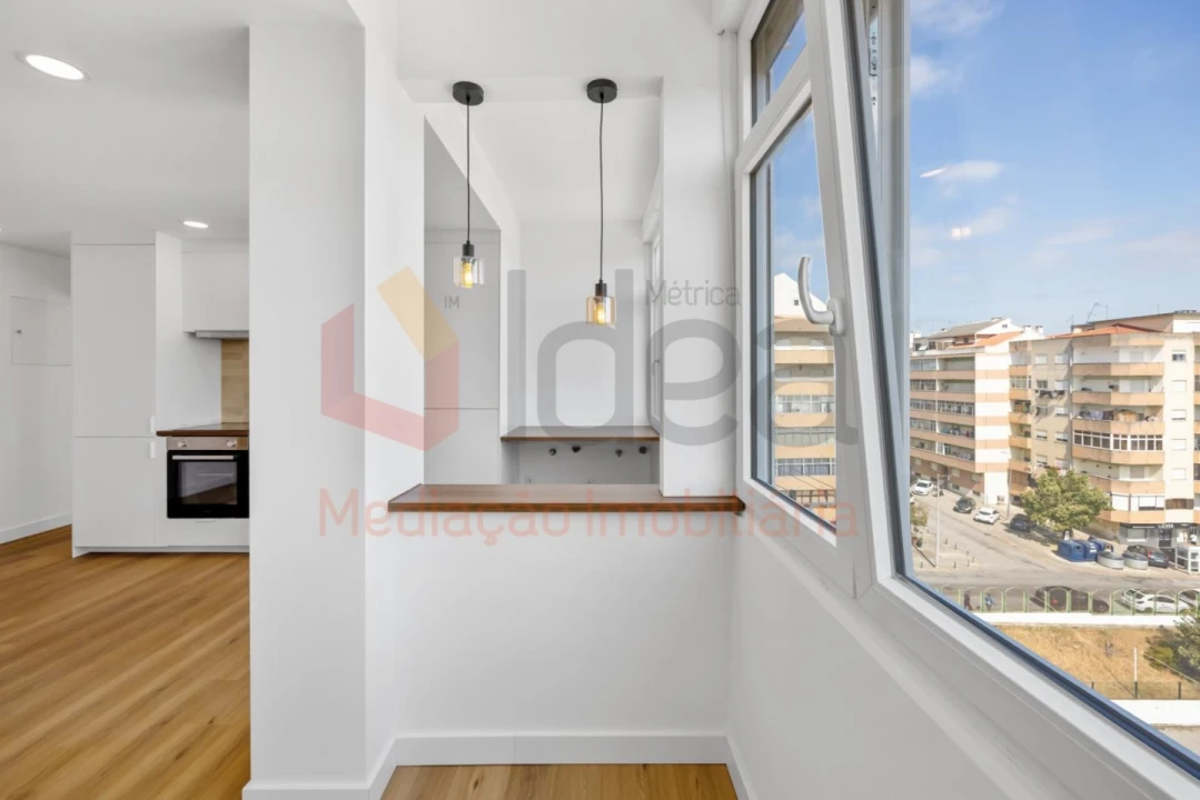 Apartamento T1 para Venda em Amora Foto 5