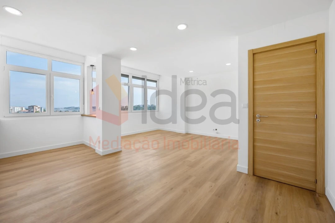 Apartamento T1 para Venda em Amora Foto 18