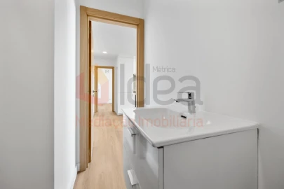 Apartamento T1 para Venda em Amora