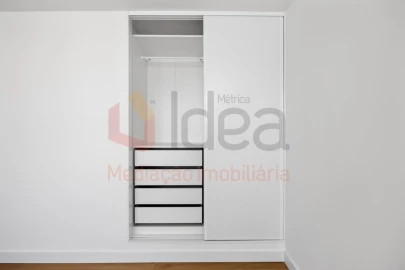 Apartamento T1 para Venda em Amora