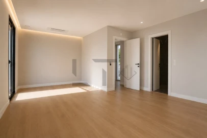 Moradia T4 para Venda em Sesimbra (Castelo)
