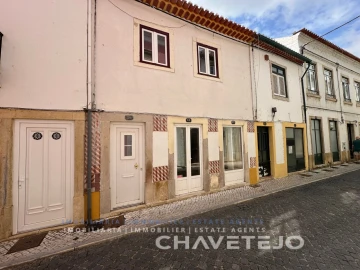 Prédio para Venda em São João Baptista e Santa Maria dos Olivais