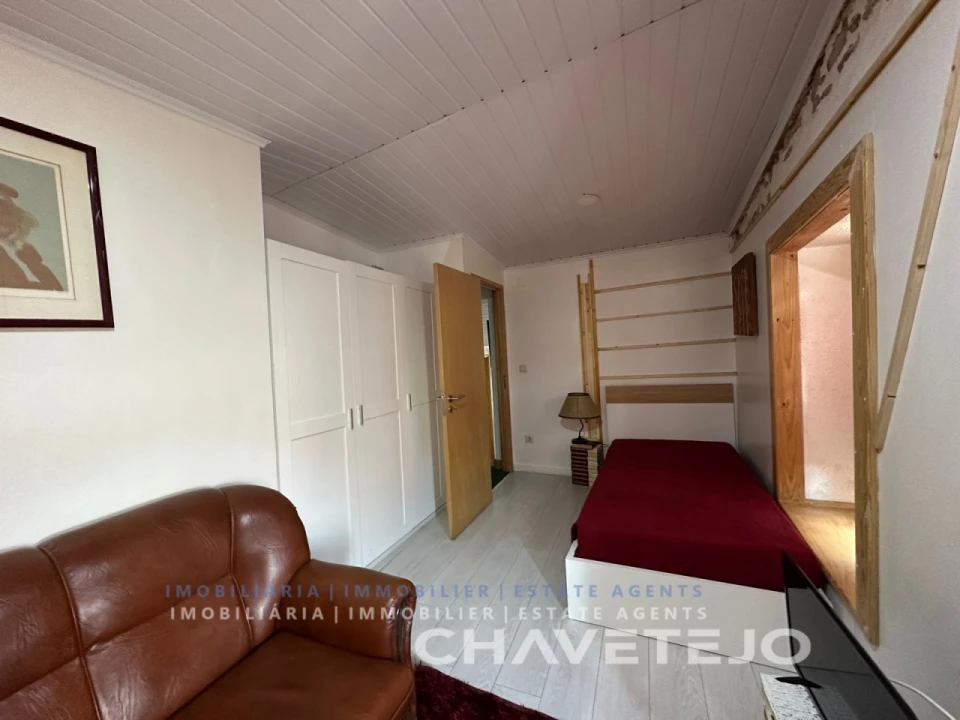 Prédio para Venda em São João Baptista e Santa Maria dos Olivais Foto 10