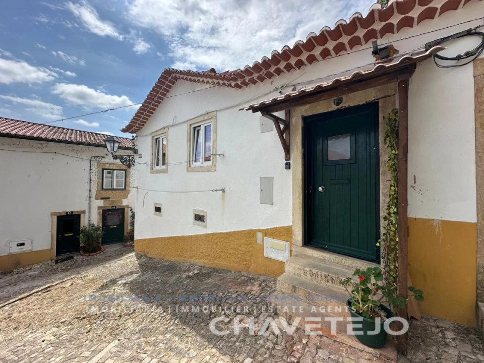 Prédio para Venda em São João Baptista e Santa Maria dos Olivais Foto 16