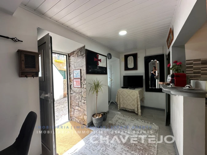 Prédio para Venda em São João Baptista e Santa Maria dos Olivais Foto 18