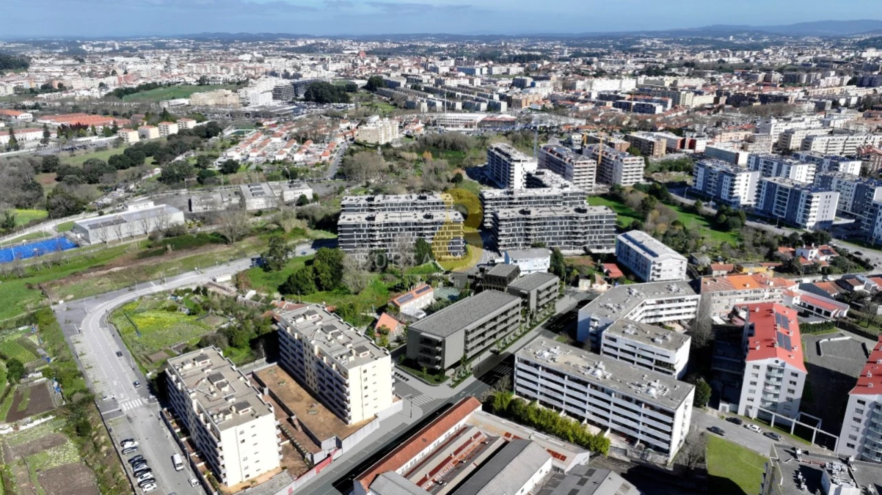 Apartamento T1 para Venda em Ramalde Foto 16