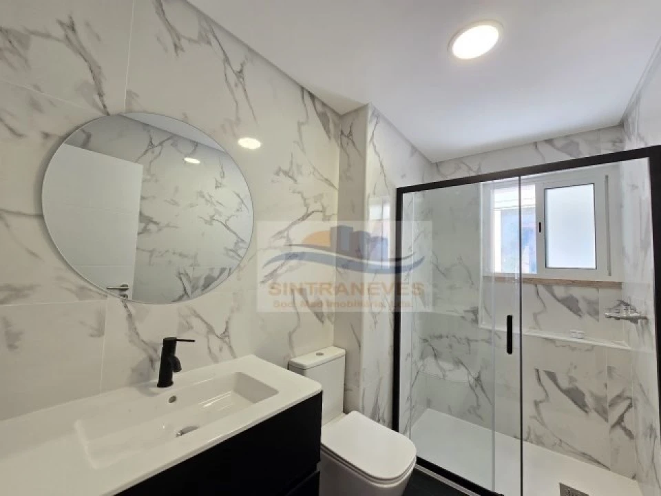 Apartamento T2 para Venda em Cacém e São Marcos Foto 10