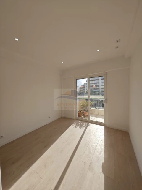 Apartamento T2 para Venda em Cacém e São Marcos
