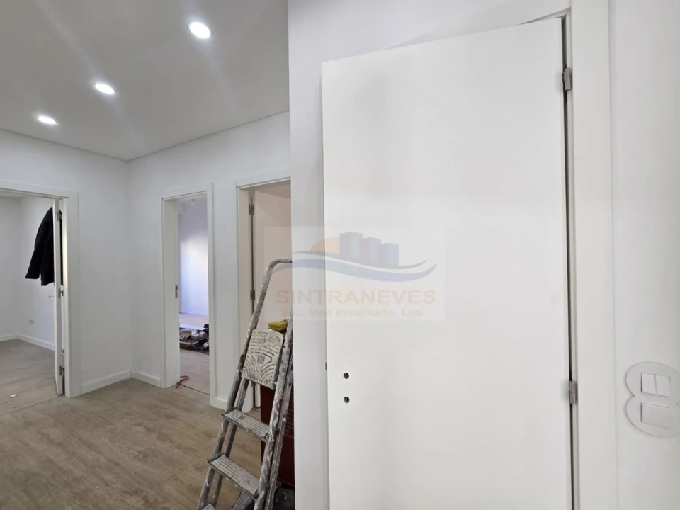 Apartamento T2 para Venda em Venteira Foto 15