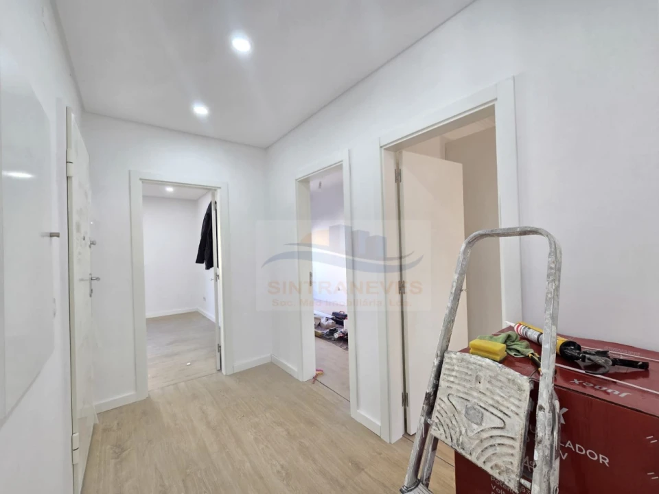 Apartamento T2 para Venda em Venteira Foto 17