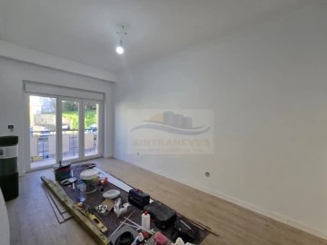 Apartamento T2 para Venda em Venteira