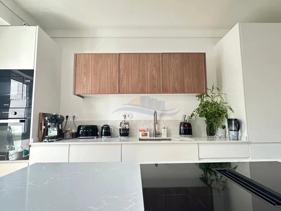 Apartamento T3 para Venda em Alfragide Foto 6