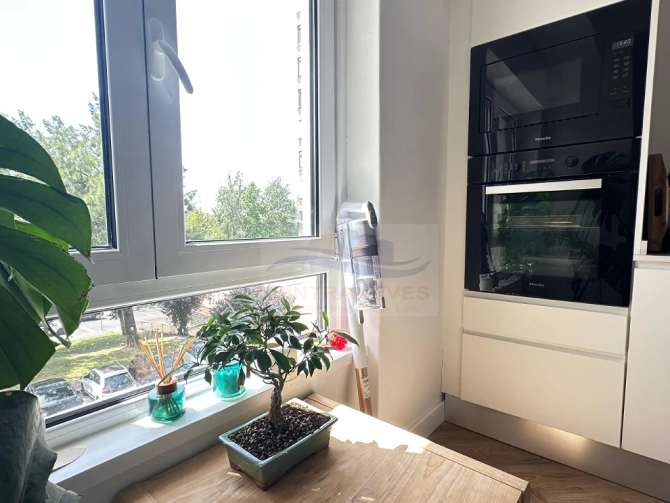 Apartamento T3 para Venda em Alfragide Foto 9