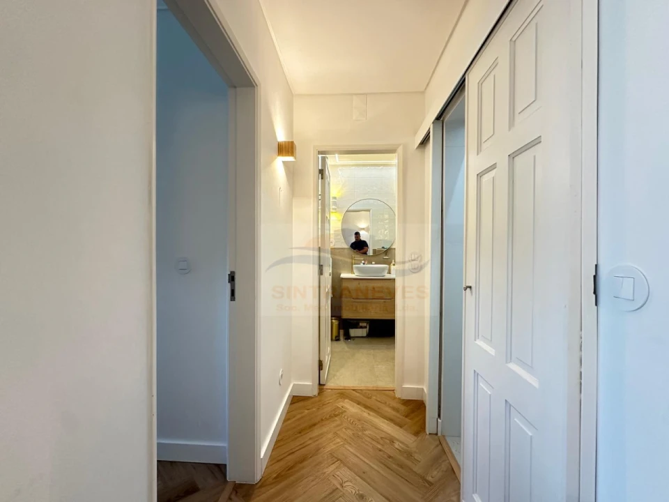 Apartamento T3 para Venda em Alfragide Foto 28