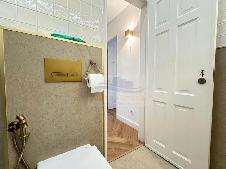 Apartamento T3 para Venda em Alfragide Foto 50