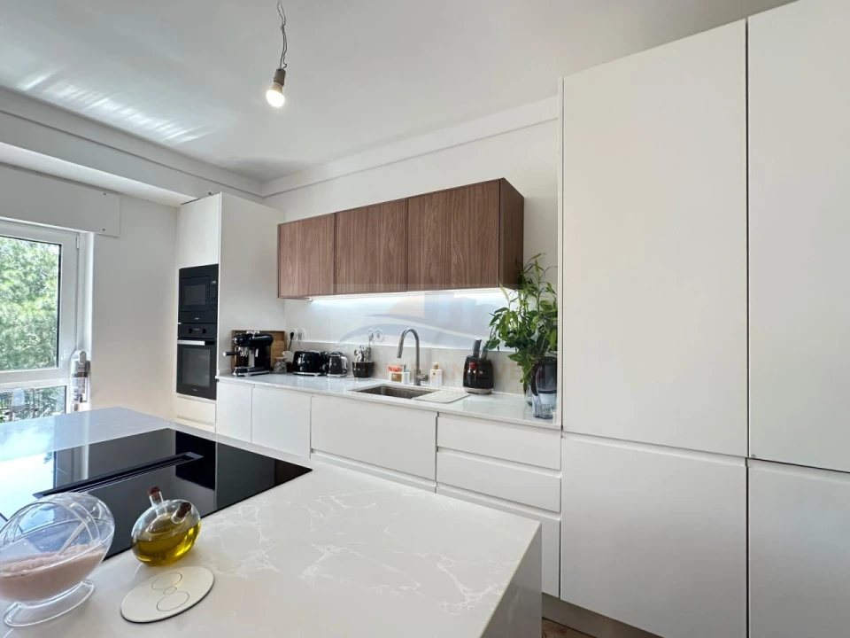 Apartamento T3 para Venda em Alfragide Foto 54