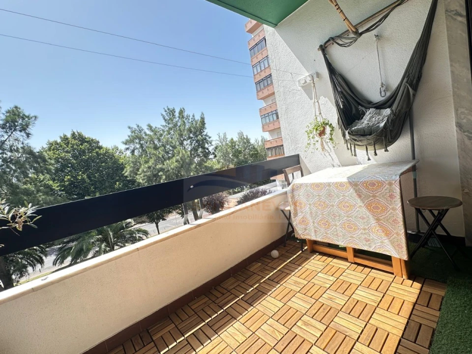 Apartamento T3 para Venda em Alfragide Foto 58