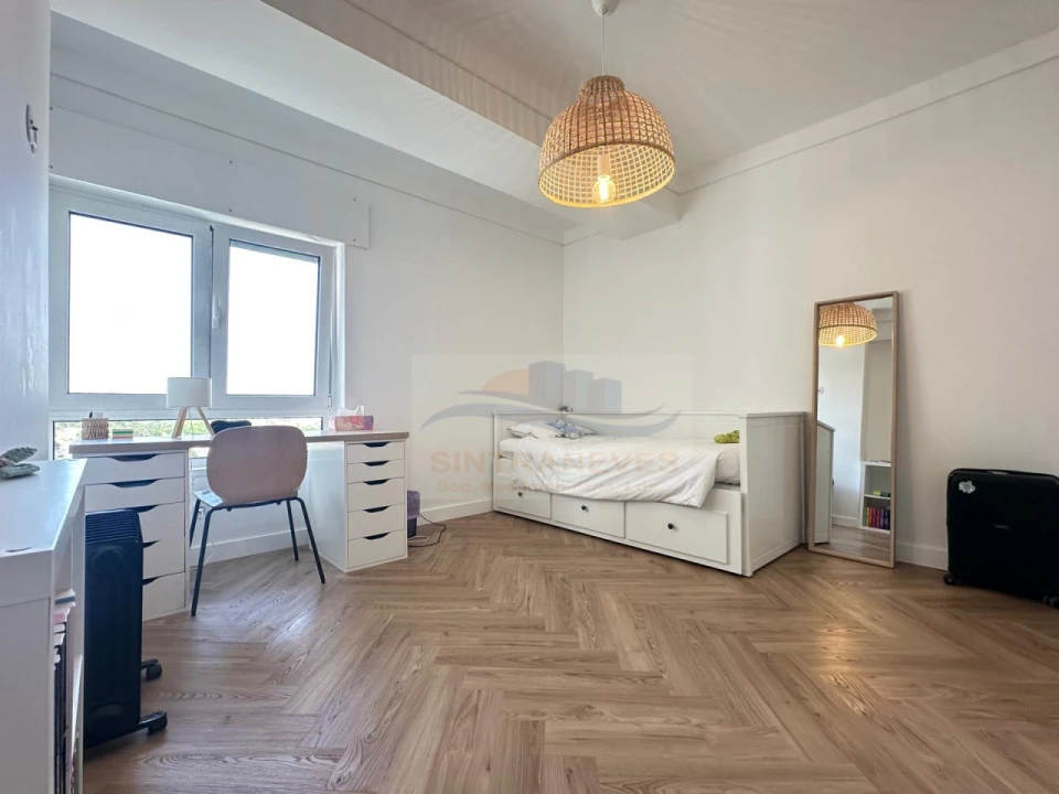 Apartamento T3 para Venda em Alfragide Foto 62