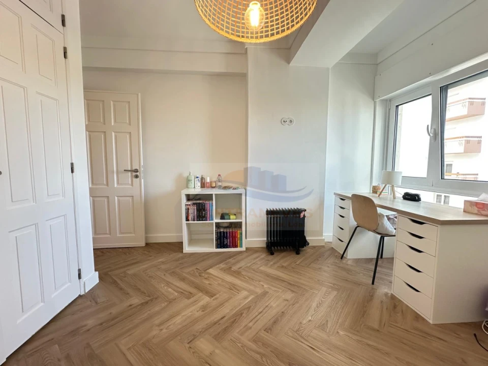 Apartamento T3 para Venda em Alfragide Foto 66