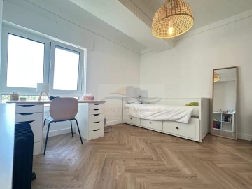 Apartamento T3 para Venda em Alfragide
