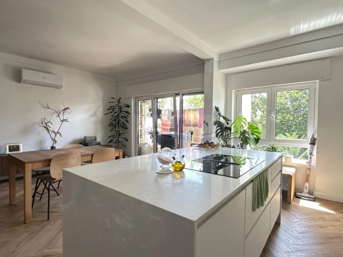 Apartamento T3 para Venda em Alfragide Foto 3