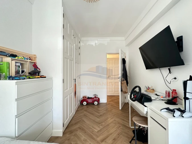 Apartamento T3 para Venda em Alfragide Foto 24