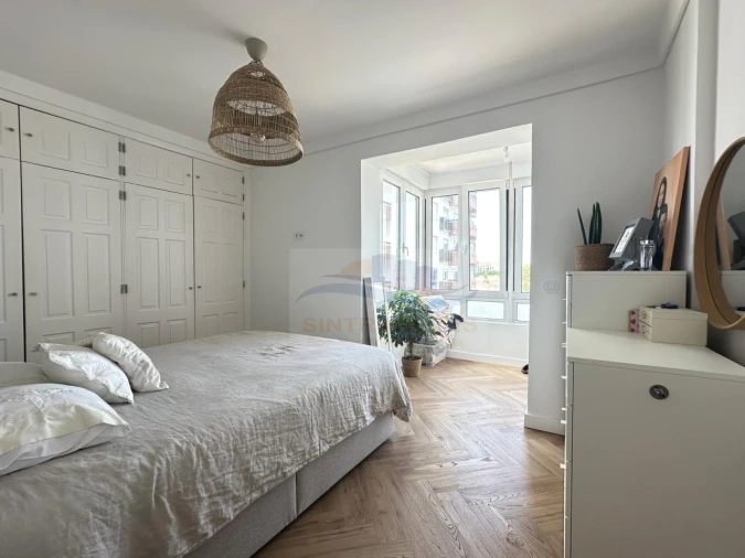 Apartamento T3 para Venda em Alfragide Foto 29