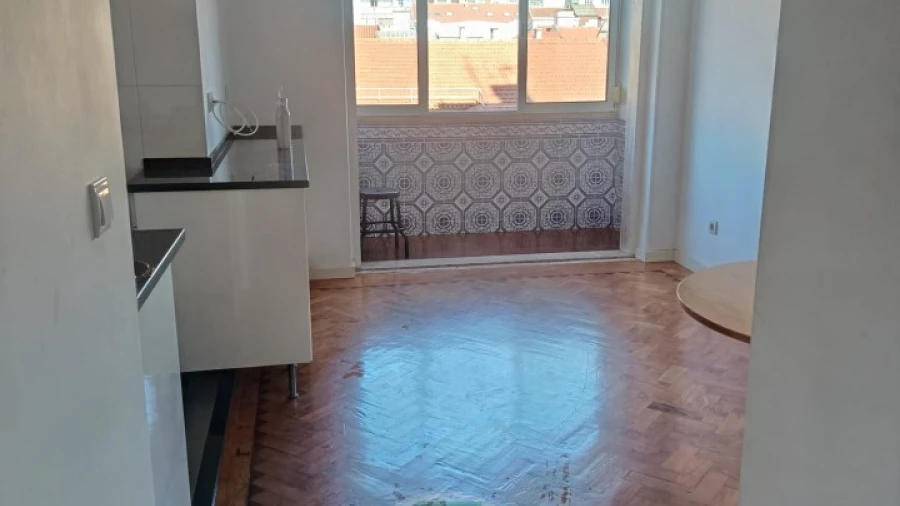 Apartamento T2 para Arrendamento em Arroios