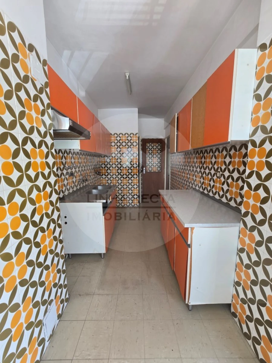 Apartamento T3 para Venda em União das Freguesias de Setúbal Foto 3