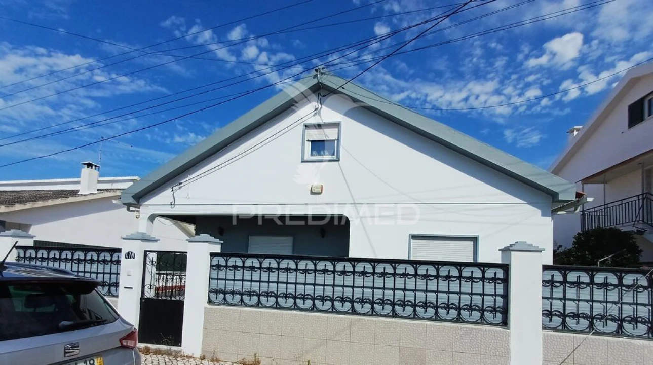 Moradia T3 para Venda em Quinta do Conde Foto 4