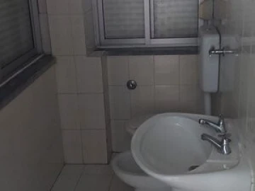Armazém para Arrendamento em Atalaia e Alto Estanqueiro-Jardia