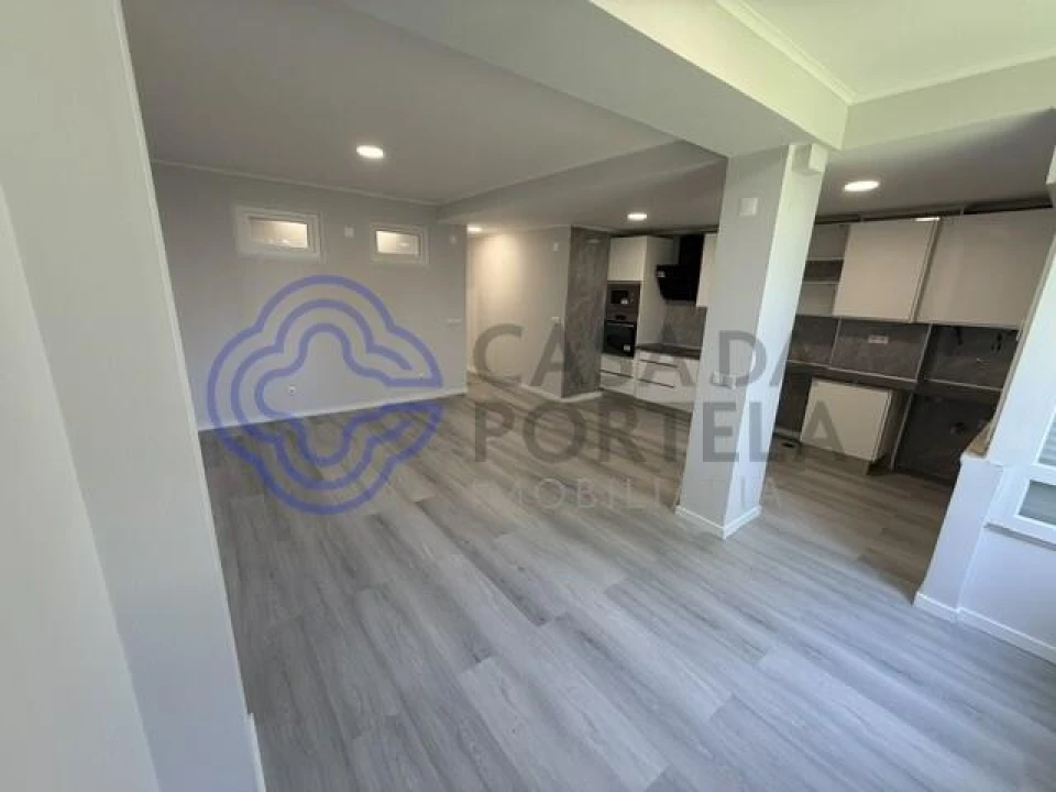 Apartamento T2 para Venda em Oeiras e São Julião da Barra, Paço de Arcos e Caxias Foto 1