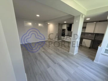 Apartamento T2 para Venda em Oeiras e São Julião da Barra, Paço de Arcos e Caxias