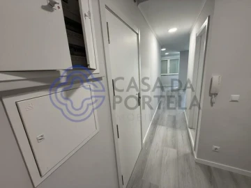 Apartamento T2 para Venda em Oeiras e São Julião da Barra, Paço de Arcos e Caxias
