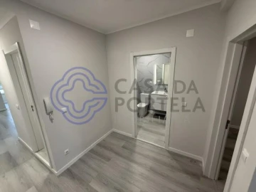 Apartamento T2 para Venda em Oeiras e São Julião da Barra, Paço de Arcos e Caxias