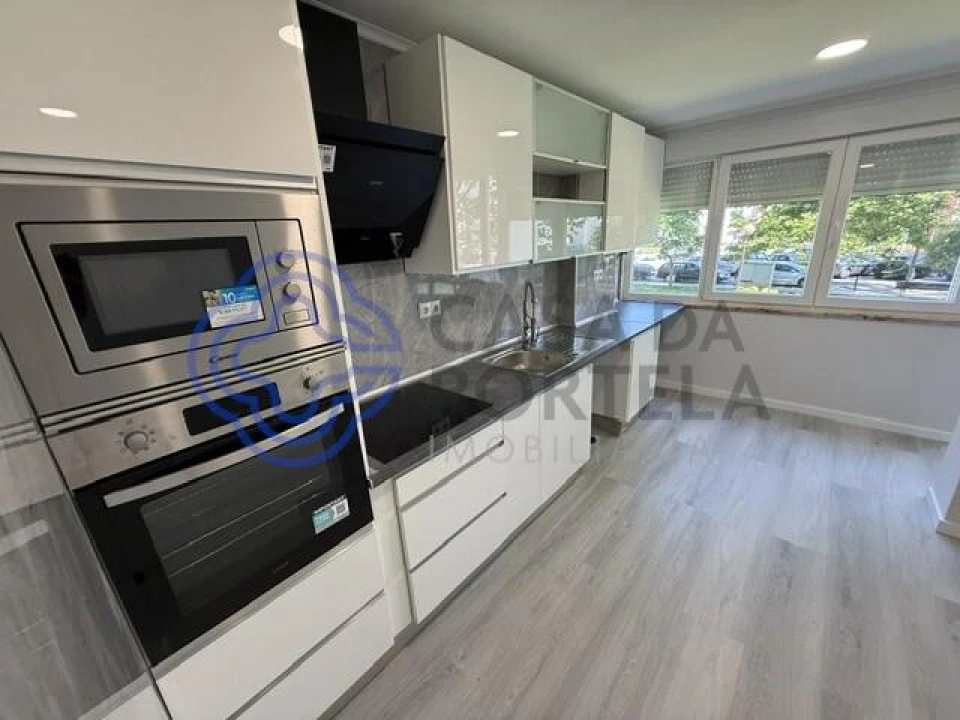 Apartamento T2 para Venda em Oeiras e São Julião da Barra, Paço de Arcos e Caxias Foto 4
