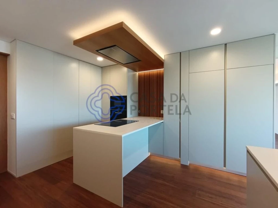 Apartamento T4 para Venda em Bougado (São Martinho e Santiago) Foto 6