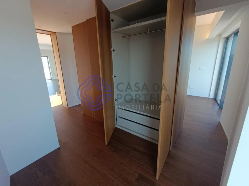 Apartamento T4 para Venda em Bougado (São Martinho e Santiago) Foto 28