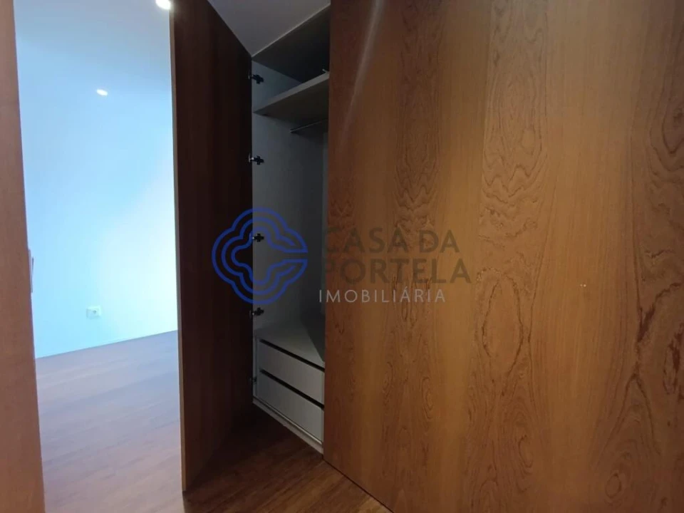 Apartamento T4 para Venda em Bougado (São Martinho e Santiago) Foto 32
