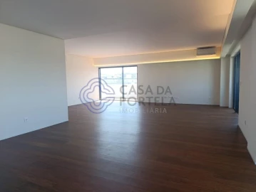 Apartamento T4 para Venda em Bougado (São Martinho e Santiago)