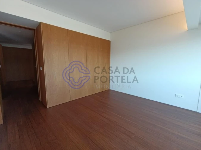 Apartamento T4 para Venda em Bougado (São Martinho e Santiago) Foto 16
