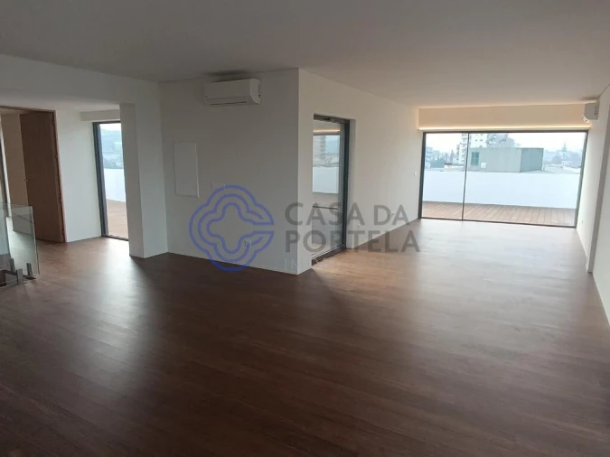 Apartamento T4 para Venda em Bougado (São Martinho e Santiago) Foto 24