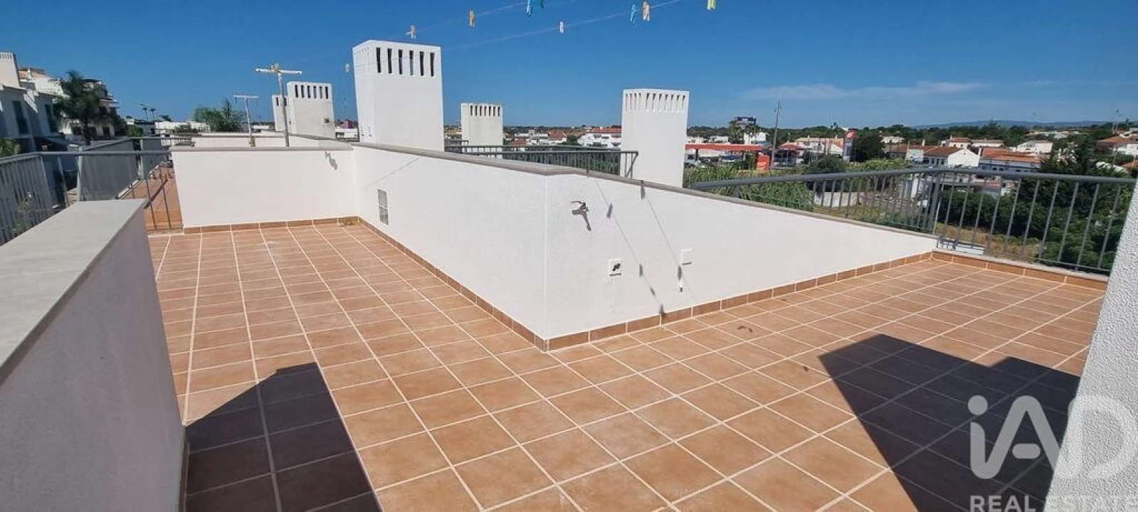 Moradia para Venda em Guia Foto 23
